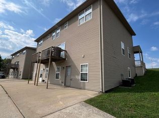505 Hunters Run APT C, Jefferson City, MO 65109