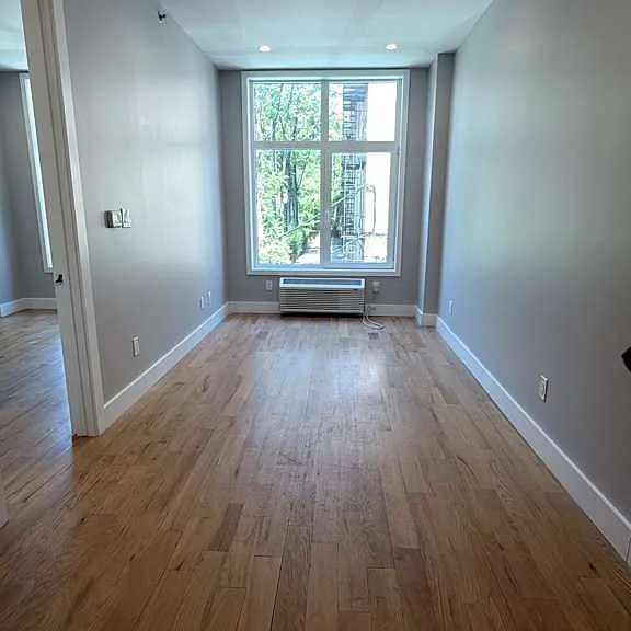 1825 Topping Ave #3 — Photo 4
