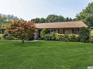 1664 Washington Ave, Bohemia, NY 11716