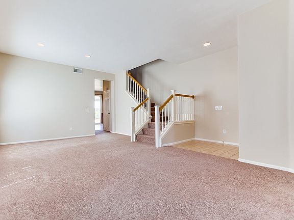 3rd image of 32642 Clearvail Dr
