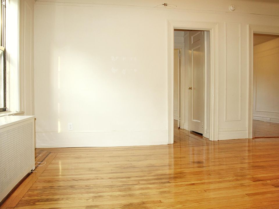 2nd image of 3230 Steuben Ave APT E5