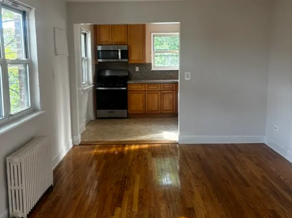 221-72 Horace Harding Expy, Oakland Gardens, NY