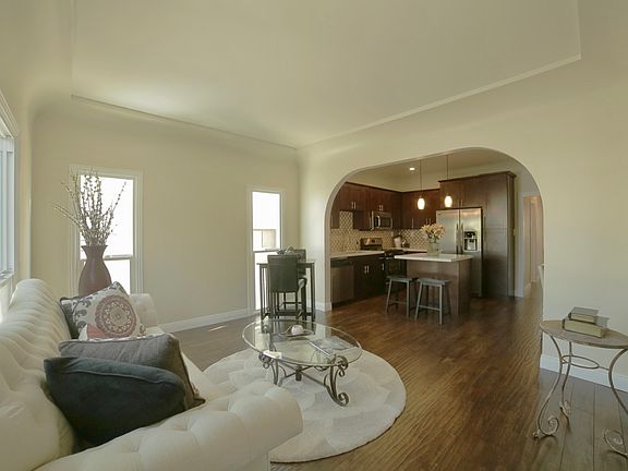 5th image of 146 N Edgemont St APT 2