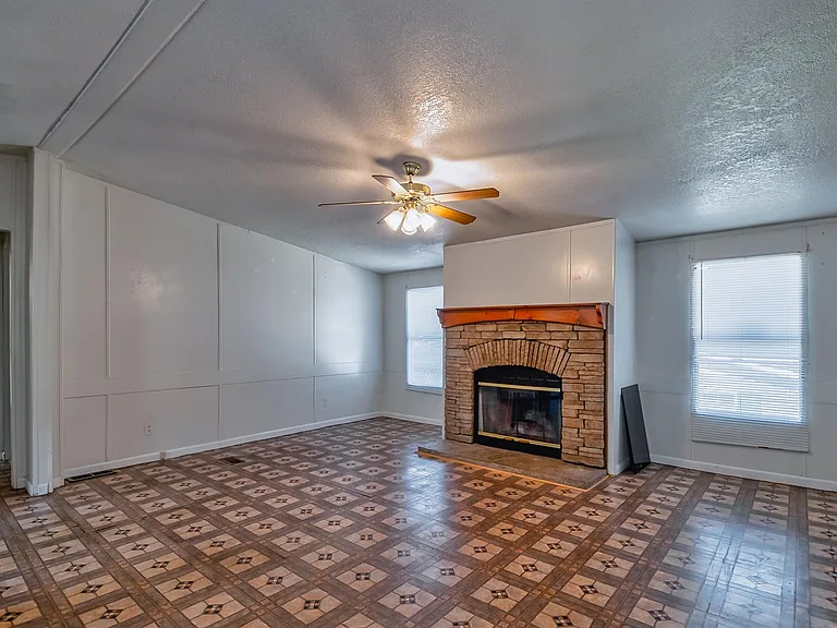 714 Baldwin Ave — Photo 7