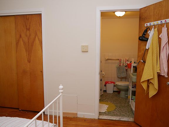 5th image of 4218 Spruce St #1R
