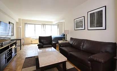 Rented by Luxus Manhattan Realty