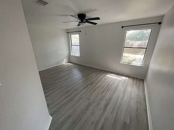5th image of 1370 Copper Point Dr