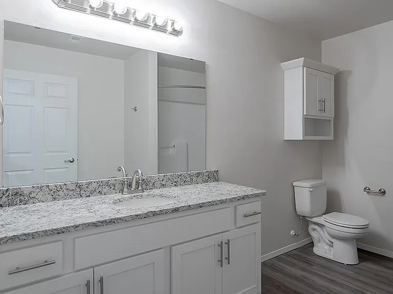 TRAILSIDE ESTATES APARTMENT HOMES — Photo 7