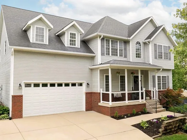 1451 W Estate Dr, Bloomington, IN 47403