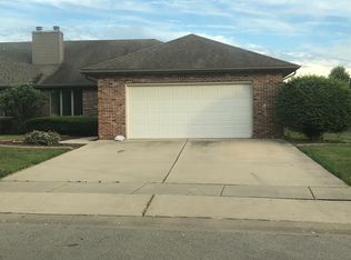 3910 Brandonshire Dr, Springfield, IL 62704