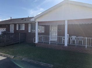 4301 Piedmont Rd, Huntington, WV 25704