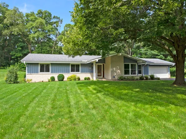 3205 Jerri COURT, Brookfield, WI 53045