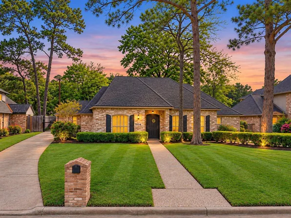 5114 Pebble Springs Dr, Houston, TX 77066