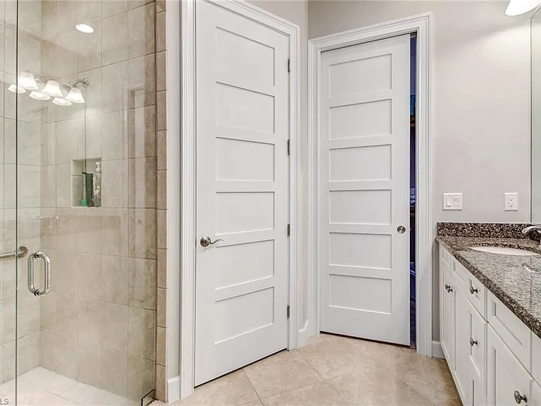 7194 Dominica Dr — Photo 18
