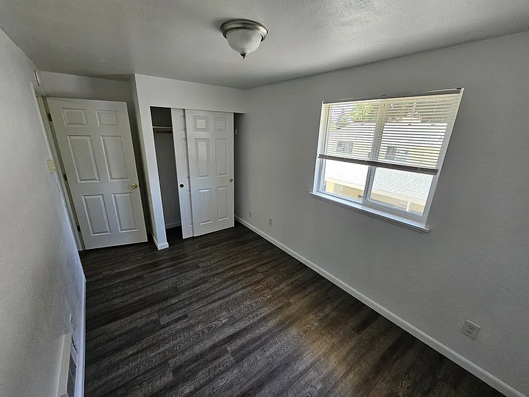 226 Little St SW #3 — Photo 11