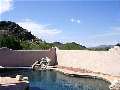 Saltwater pool w/ water feature
