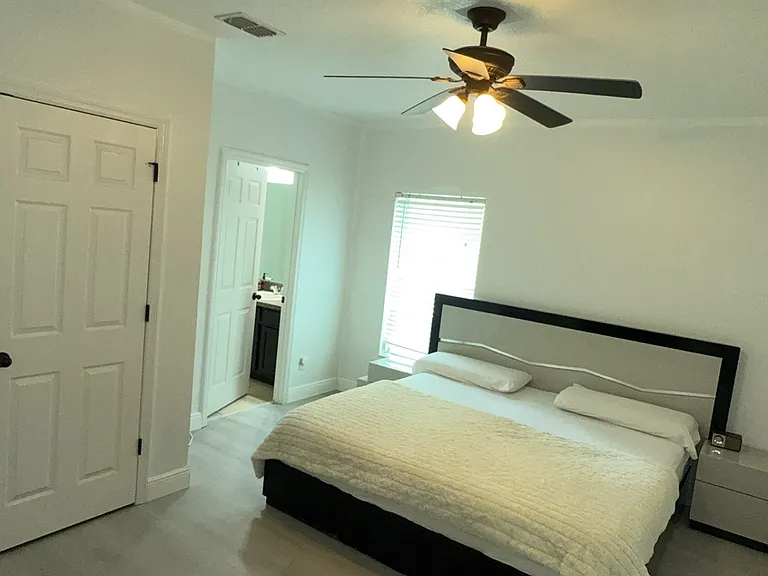 4842 Rockvale Dr — Photo 3