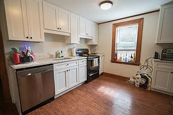 10 Pine St #1 Photo 1