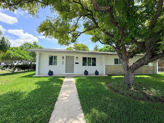2nd image of 5101 SW 127th Pl