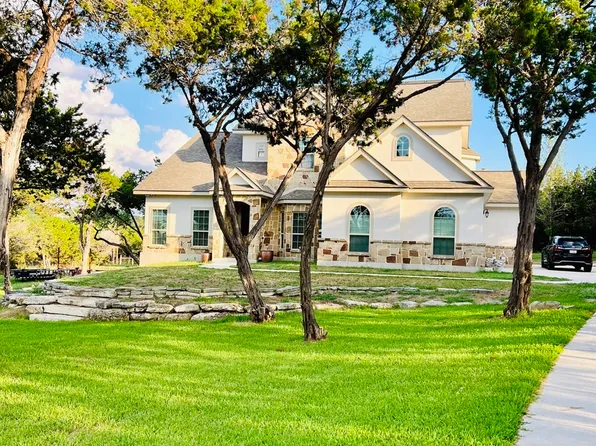 9308 SCHOOLHOUSE RD, San Antonio, TX 78255
