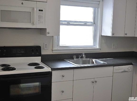 5th image of 22415 59th Ave #2