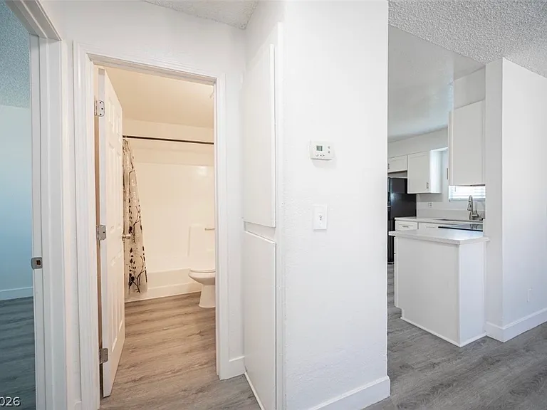 921 Snug Harbor St #D — Photo 20