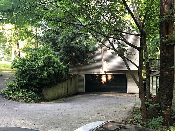 2 Car Garage and RV/Boat Pkg