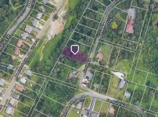 1866 Euclid Ave, Coraopolis, PA 15108