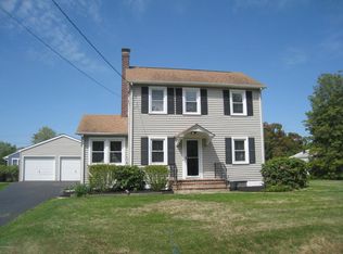 213 Hawthorne St, Neptune, NJ 07753