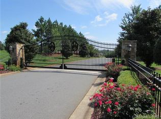 5849 Rolling Ridge Dr, Kannapolis, NC 28081