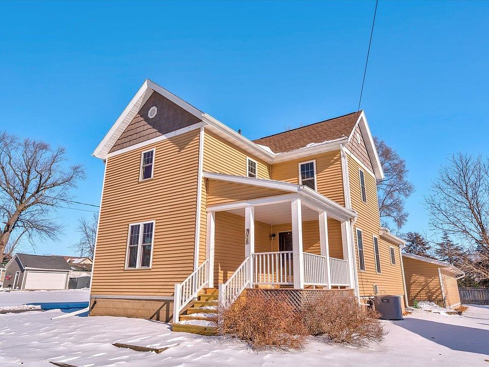 1st image of 106 N Main St