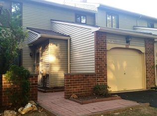 204 Bernard Ct, Chesterbrook, PA 19087