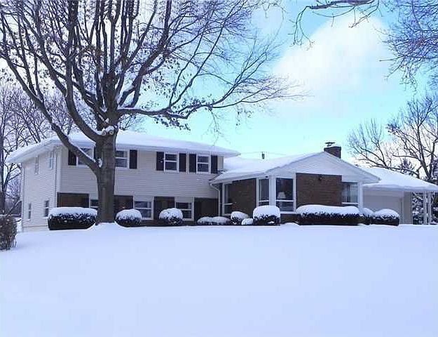 1st image of 11 Tall Acres Dr