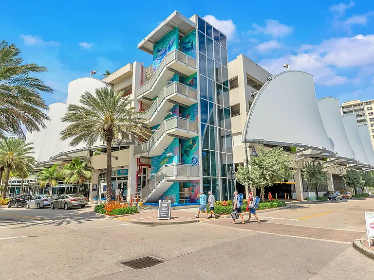 750 N Ocean Blvd #1904 — Photo 64
