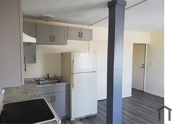3rd image of 1839 18th Ave S