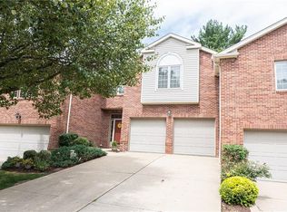 181 Fairway Landings Dr, Canonsburg, PA