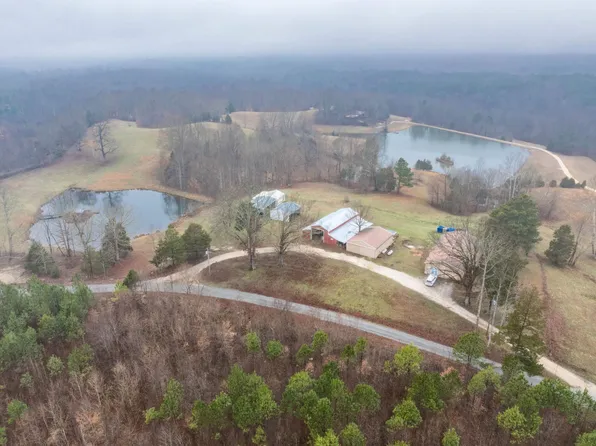 235 Peterson Loop, Holladay, TN 38341
