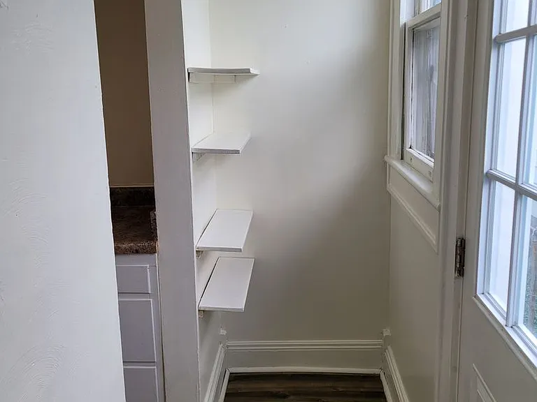 242 Ethel Ave — Photo 7