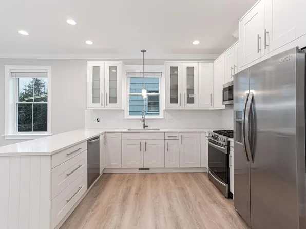 7 Fern St #7A, Norwalk, CT 06854