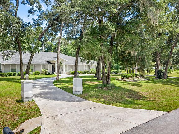 3rd image of 11108 NW 70th Cir