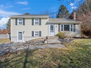 12 Sunnyview Dr, Vernon, CT 06066