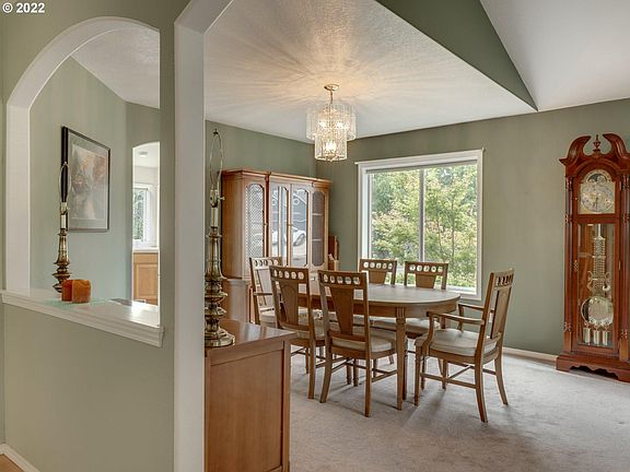 4th image of 13266 Squire Dr