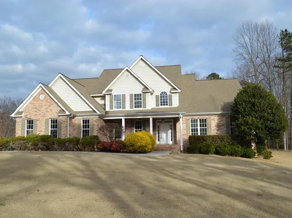304 Highland Pointe Dr, Cohutta, GA 30710