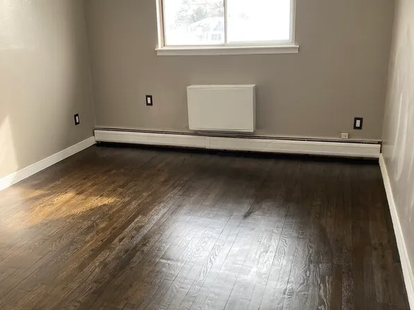 (undisclosed Address), Jamaica, NY 11435