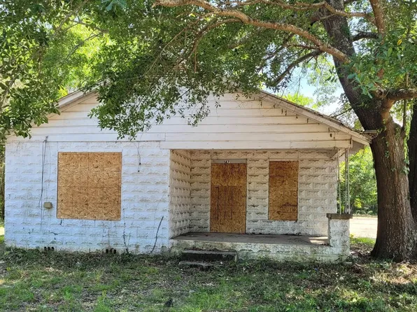 147 W 2nd Ave, Petal, MS 39465