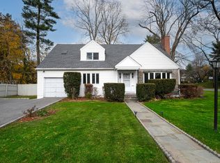 109 Wykagyl Ter, New Rochelle, NY 10804