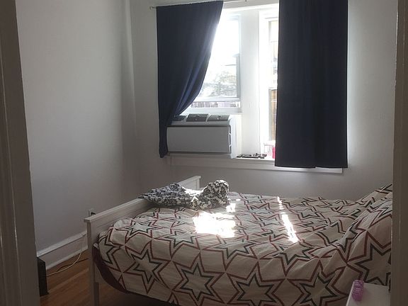 4th image of 4107 Chester Ave APT 2A