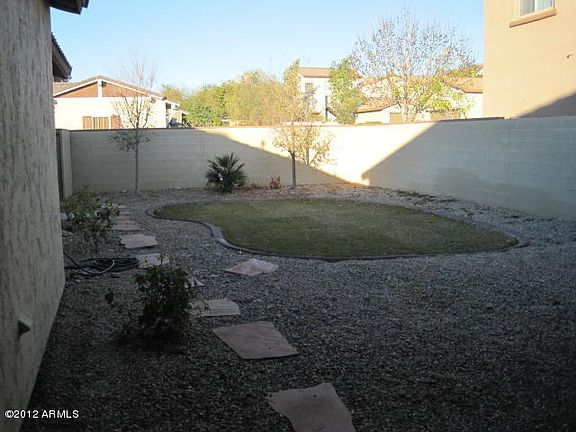5 Backyard_10012015