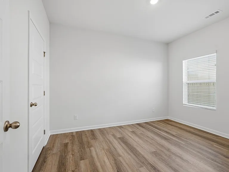 6141 Feather Way SE — Photo 15