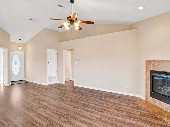 4th image of 3332 N Simmons Rd